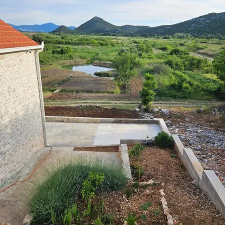 Hébergement de vacances Kuca Za Odmor Mare Desne